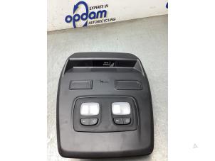 Begagnade Innerbelysning, fram Renault Trafic (1FL/2FL/3FL/4FL) 2.0 dCi 16V 150 Pris € 36,30 Inklusive moms erbjuds av Gebr Opdam B.V.