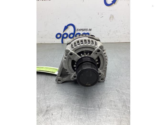 Dynamo från en Ford Focus 4 1.0 Ti-VCT EcoBoost 12V 125 2020