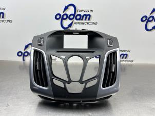 Begagnade Luftmunstycke, instrumentbräda Ford Focus 3 Wagon 1.6 TDCi ECOnetic Pris € 50,00 Marginaltabell erbjuds av Gebr Opdam B.V.