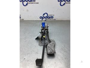 Begagnade Bromspedal Ford Focus 4 1.0 Ti-VCT EcoBoost 12V 125 Pris € 40,00 Marginaltabell erbjuds av Gebr Opdam B.V.