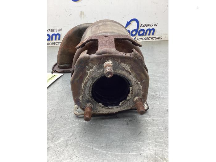 Katalytisk avgasrenare från en Seat Ibiza IV SC (6J1) 1.2 12V 2010