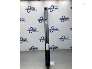 Używane Rama zderzaka tyl Mercedes eVito (447.6) 41/60/66 kWh Cena € 120,00 Procedura marży oferowane przez Gebr Opdam B.V.