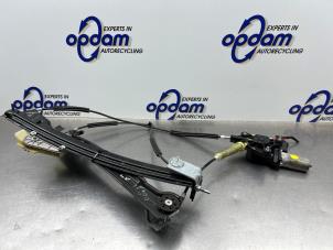 Gebruikte Ruitmechaniek 2Deurs links-voor Alfa Romeo MiTo (955) 1.3 JTDm 16V Eco Prijs € 100,00 Margeregeling aangeboden door Gebr Opdam B.V.