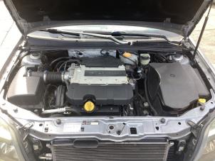 Begagnade Motor Opel Vectra C GTS 3.2 V6 24V Pris på förfrågan erbjuds av Gebr Opdam B.V.