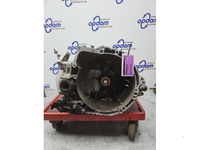 Växellåda från en Opel Combo Cargo 1.5 CDTI 130 2021