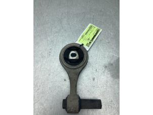 Używane Wspornik silnika Fiat Doblo Cargo (263) 1.3 D Multijet Cena € 30,00 Procedura marży oferowane przez Gebr Opdam B.V.