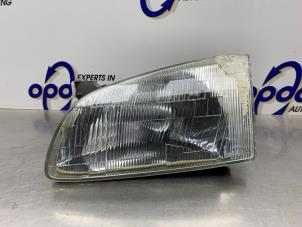Gebruikte Koplamp links Toyota Starlet (EP9) 1.3,XLi,GLi 16V Prijs € 40,00 Margeregeling aangeboden door Gebr Opdam B.V.