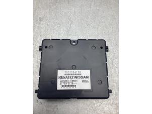 Begagnade Klimatmodul Renault Clio V (RJAB) 1.0 TCe 100 12V Pris € 75,00 Marginaltabell erbjuds av Gebr Opdam B.V.