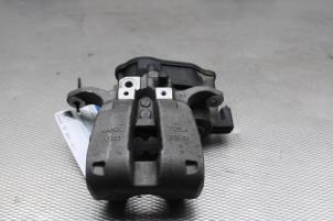 Używane Zacisk hamulcowy prawy tyl Tesla Model Y (5YJY) RWD Cena € 150,00 Procedura marży oferowane przez Gebr Opdam B.V.