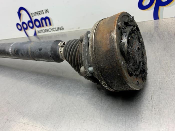 Drivaxel, höger fram från en Skoda Superb (3TAA) 1.4 TSI 16V 2012
