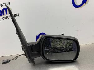 Begagnade Skärmspegel, höger Ford Fusion 1.6 16V Pris € 40,00 Marginaltabell erbjuds av Gebr Opdam B.V.