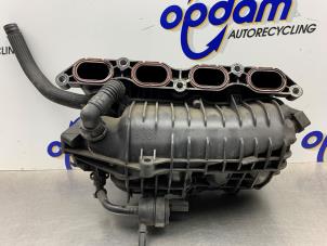 Begagnade Insugsrör Mini Mini (R56) 1.6 16V Cooper Pris € 100,00 Marginaltabell erbjuds av Gebr Opdam B.V.