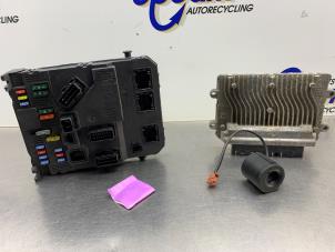 Begagnade Dator, motorstyrning Peugeot 206+ (2L/M) 1.4 XS Pris € 225,00 Marginaltabell erbjuds av Gebr Opdam B.V.