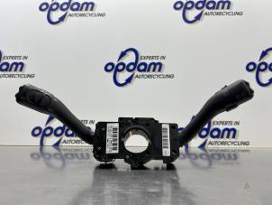 Gebruikte Combischakelaar Stuurkolom Volkswagen Sharan (7M8/M9/M6) 2.8 V6 24V Prijs € 50,00 Margeregeling aangeboden door Gebr Opdam B.V.