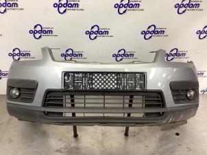 Begagnade Främre stötfångare Ford Focus C-Max 1.8 16V Pris € 100,00 Marginaltabell erbjuds av Gebr Opdam B.V.