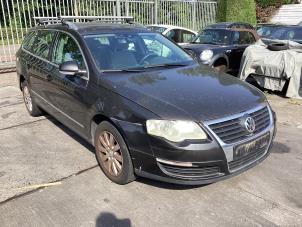 Gebruikte Voorbumper Volkswagen Passat Variant (3C5) 2.0 FSI 16V Prijs € 175,00 Margeregeling aangeboden door Gebr Opdam B.V.