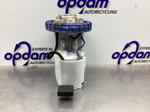 Begagnade Bensinpump Toyota Auris Touring Sports (E18) 1.2 T 16V Pris € 75,00 Marginaltabell erbjuds av Gebr Opdam B.V.