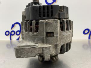 Gebruikte Dynamo Renault Clio II (BB/CB) 1.2 16V Prijs € 50,00 Margeregeling aangeboden door Gebr Opdam B.V.