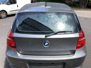 Gebruikte Achterklep BMW 1 serie (E87/87N) 116i 1.6 16V Prijs € 200,00 Margeregeling aangeboden door Gebr Opdam B.V.