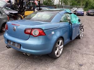 Begagnade Baklucka Volkswagen Eos (1F7/F8) 3.2 V6 24V Pris € 150,00 Marginaltabell erbjuds av Gebr Opdam B.V.