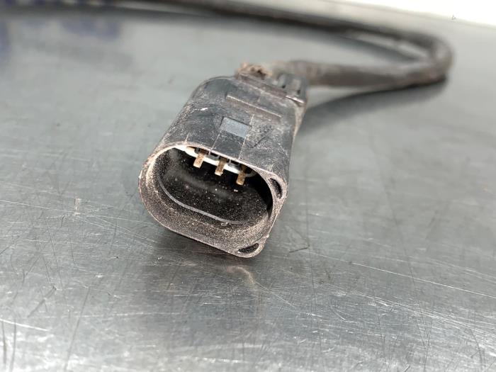 Lambdasond från en Mercedes-Benz CLA (118.3) 2.0 CLA-220 Turbo 16V 2019