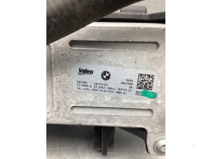 Kondensor, luftkonditionering från en BMW X5 (G05) xDrive 45 e iPerformance 3.0 24V 2023