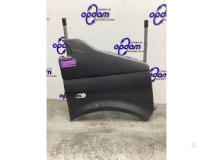 Begagnade Framskärm, höger Volkswagen Transporter T5 2.0 TDI DRF Pris € 150,00 Marginaltabell erbjuds av Gebr Opdam B.V.