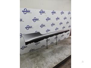 Begagnade Sidokjol, höger Mercedes C (R205) C-180 1.6 16V Pris € 200,00 Marginaltabell erbjuds av Gebr Opdam B.V.