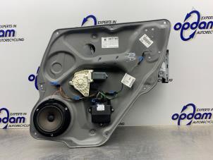 Gebruikte Raammechaniek 4Deurs rechts-achter Mercedes A (W169) 1.7 A-170 5-Drs. Prijs € 50,00 Margeregeling aangeboden door Gebr Opdam B.V.