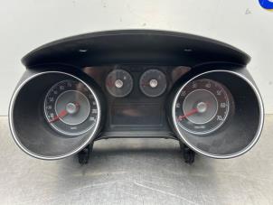 Używane Licznik kilometrów KM Fiat Punto III (199) 0.9 TwinAir Turbo 100 Cena € 75,00 Procedura marży oferowane przez Gebr Opdam B.V.