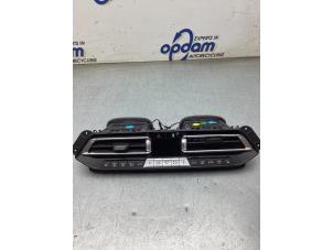 Gebruikte Kachel Bedieningspaneel BMW X5 (G05) xDrive 45 e iPerformance 3.0 24V Prijs € 400,00 Margeregeling aangeboden door Gebr Opdam B.V.