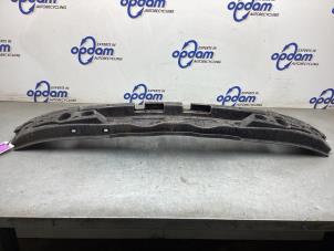 Begagnade Stötfångarram, bak BMW Z4 Roadster (E85) Pris € 50,00 Marginaltabell erbjuds av Gebr Opdam B.V.