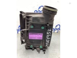 Gebruikte Luchtfilterhuis Mercedes A (177.0) 2.0 A-250 Turbo 16V Prijs € 175,00 Margeregeling aangeboden door Gebr Opdam B.V.