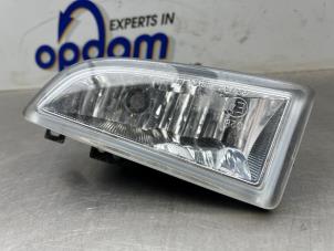 Begagnade Dimljus, vänster fram Mazda 2 (NB/NC/ND/NE) 1.4 16V Pris € 40,00 Marginaltabell erbjuds av Gebr Opdam B.V.