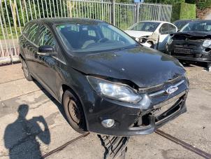 Używane Blotnik prawy przód Ford Focus 3 Wagon 1.6 TDCi ECOnetic Cena € 150,00 Procedura marży oferowane przez Gebr Opdam B.V.