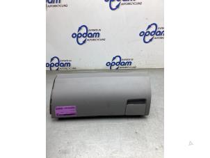 Begagnade Handskfack Mercedes Sprinter 3,5t (906.63) 310 CDI 16V Pris € 48,40 Inklusive moms erbjuds av Gebr Opdam B.V.