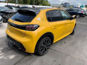 Gebruikte Carrosserie Hoek rechts-achter Peugeot 208 II (UB/UH/UP) 1.2 Vti 12V PureTech 100 Prijs op aanvraag aangeboden door Gebr Opdam B.V.