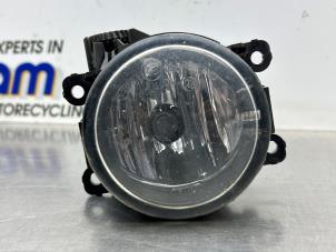 Gebruikte Mistlamp rechts-voor Renault Kadjar (RFEH) 1.2 Energy TCE 130 Prijs € 30,00 Margeregeling aangeboden door Gebr Opdam B.V.