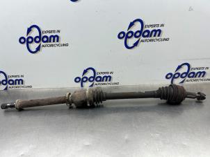 Używane Os napedowa prawy przód Renault Kangoo Express (FW) 1.5 dCi 85 Cena € 90,00 Procedura marży oferowane przez Gebr Opdam B.V.