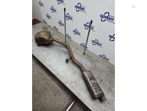 Begagnade Ljuddämpare, mitten + bak Mercedes C Estate (S204) 1.6 C-180 16V BlueEfficiency Pris € 175,00 Marginaltabell erbjuds av Gebr Opdam B.V.