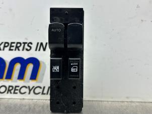 Begagnade Brytare, eldrivna fönster Suzuki Swift (ZA/ZC/ZD1/2/3/9) 1.6 Sport VVT 16V Pris € 40,00 Marginaltabell erbjuds av Gebr Opdam B.V.