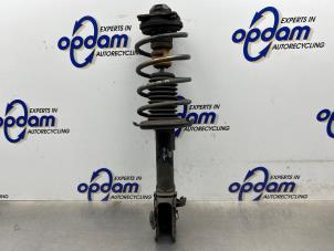 Gebruikte Mac Phersonpoot links-voor Mercedes B (W245) 1.5 B-150 16V Prijs € 75,00 Margeregeling aangeboden door Gebr Opdam B.V.