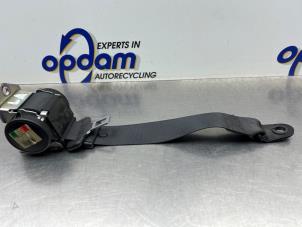 Gebruikte Veiligheidsgordel links-achter Mini Clubman (R55) 1.6 Cooper D Prijs € 50,00 Margeregeling aangeboden door Gebr Opdam B.V.