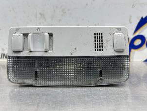 Używane Oswietlenie wewnetrzne przód Skoda Fabia II Combi 1.2i 12V Cena € 30,00 Procedura marży oferowane przez Gebr Opdam B.V.