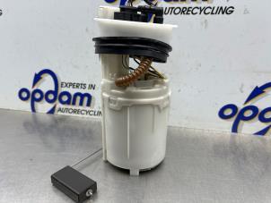 Gebruikte Benzinepomp Skoda Fabia II Combi 1.2i 12V Prijs € 50,00 Margeregeling aangeboden door Gebr Opdam B.V.