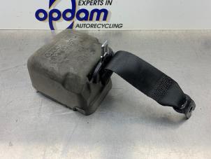 Używane Pas bezpieczenstwa lewy tyl Audi A3 Sportback (8YA) 1.5 35 TFSI 16V Cena € 150,00 Procedura marży oferowane przez Gebr Opdam B.V.