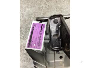 Begagnade Främre stötfångarram Ford Focus Pris € 120,00 Marginaltabell erbjuds av Gebr Opdam B.V.