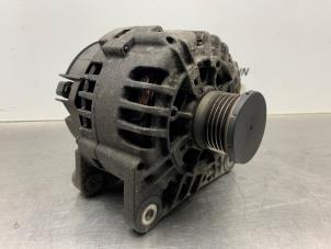 Begagnade Dynamo Opel Vivaro 1.9 DI Pris € 75,00 Marginaltabell erbjuds av Gebr Opdam B.V.