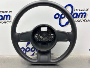 Gebruikte Stuurwiel Volkswagen Up! (121) 1.0 12V 60 Prijs € 50,00 Margeregeling aangeboden door Gebr Opdam B.V.