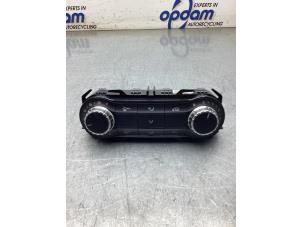 Begagnade Värmekontrollpanel Mercedes CLA (117.3) 1.6 CLA-180 16V Pris € 75,00 Marginaltabell erbjuds av Gebr Opdam B.V.